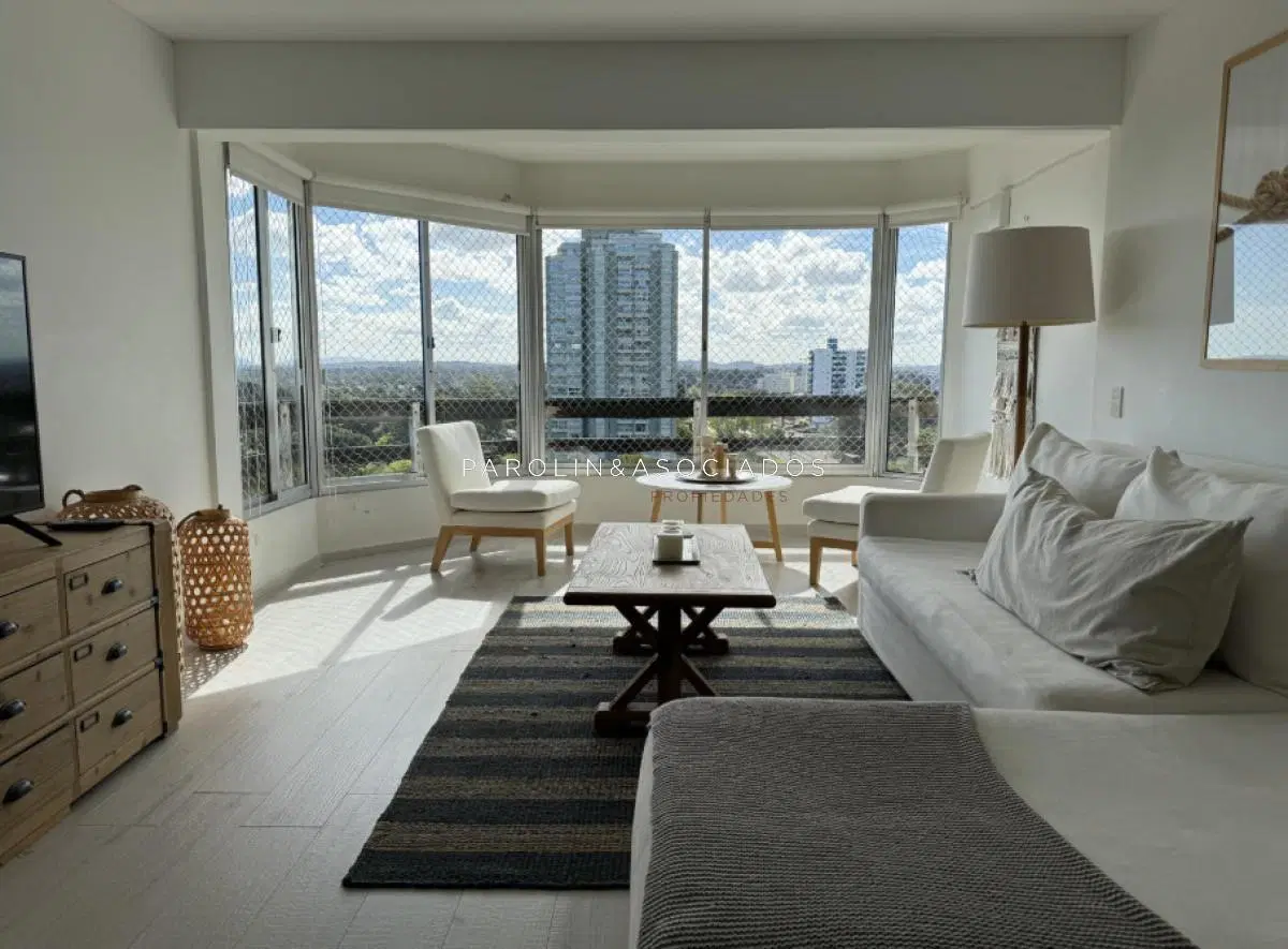Departamento en Venta en Edificio Bora Bora de 3 Dormitorios 1