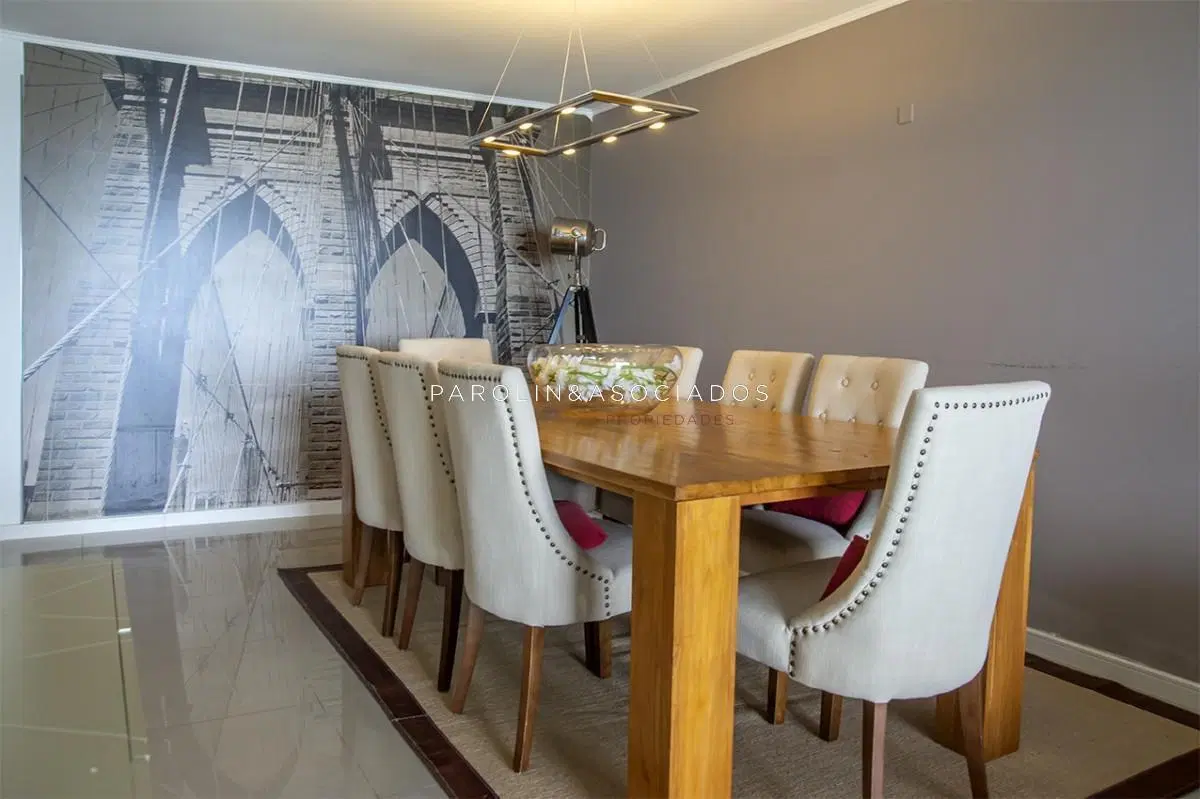 Vende apartamento de 3 dormitorios en Wind Tower, piso alto con vista al mar , Punta del Este 1