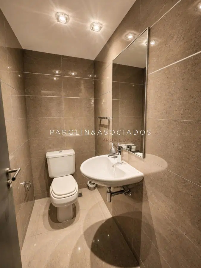 En venta apartamento de 2 dormitorios, en Mansa Punta del Este 8