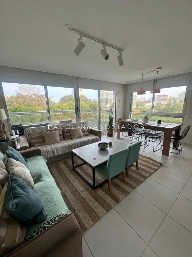 Apartamento en venta de 2 dormitorios en Ocean drive II, Punta del Este. 5