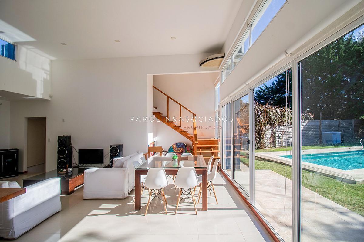 Foto de Venta Casa Punta del Este tres dormitorios piscina nueva! Zona Marly!, imagen 3