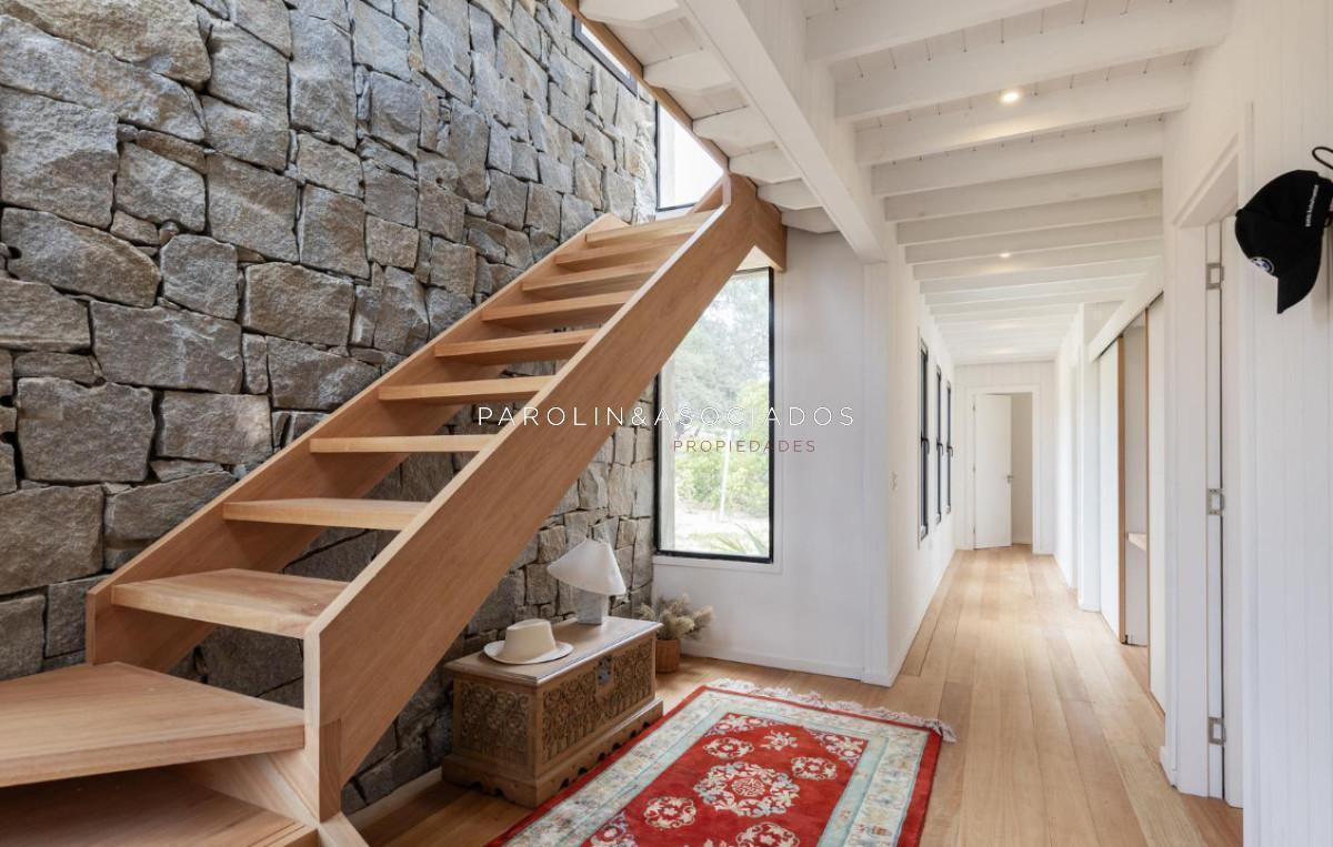 Foto de Casa en Venta de 4 Dormitorios en Laguna Escondida, imagen 5