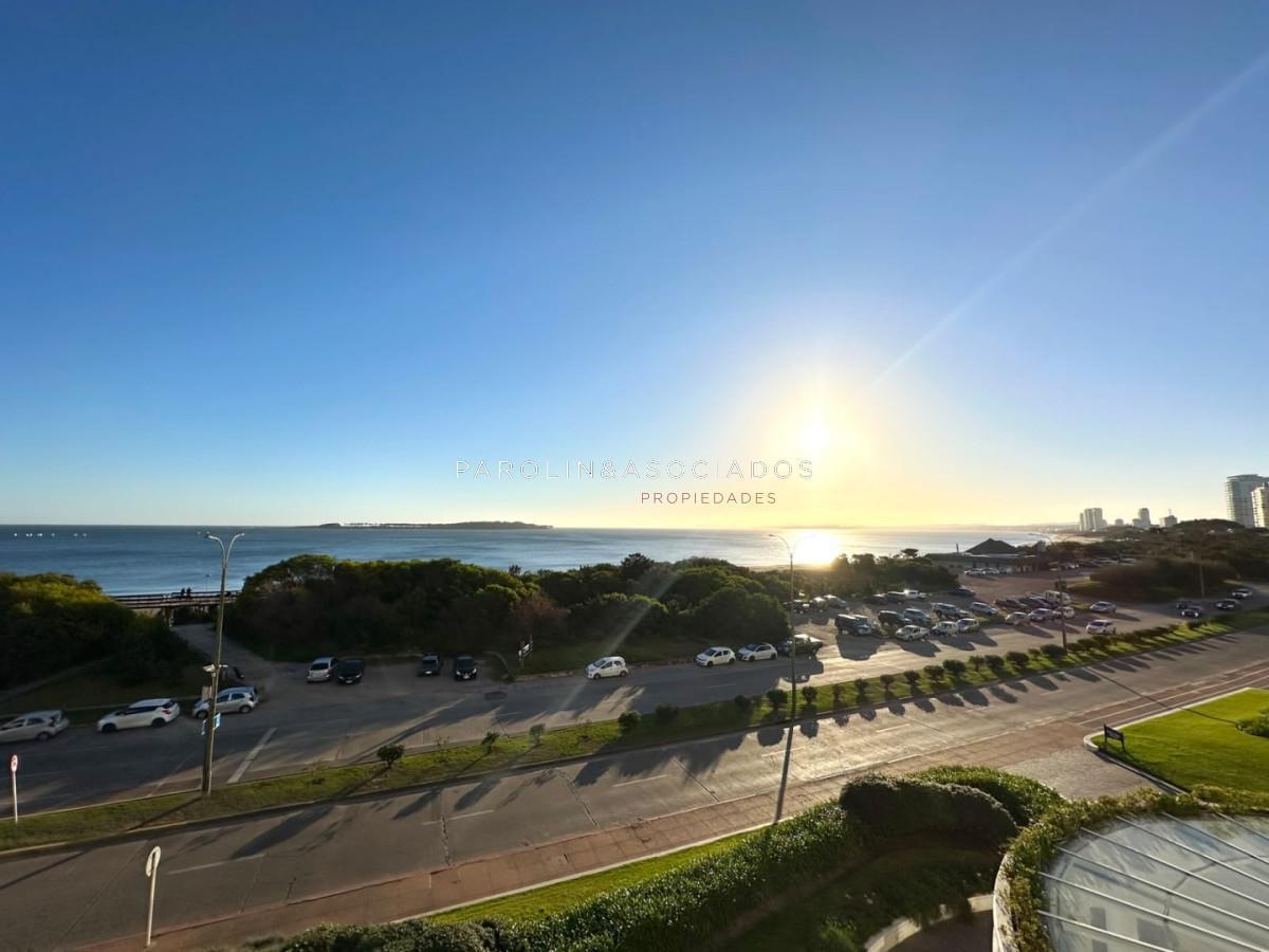 Foto de Departamento en Venta de 3 Dormitorios en Millenium Tower, Playa Mansa, imagen 2