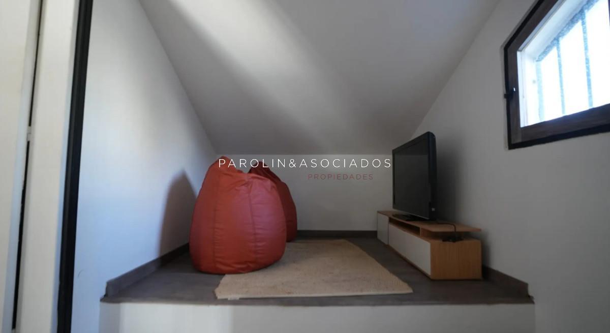 Foto de Casa en Venta de 3 Dormitorios, ubicada en Playa Mansa, imagen 4