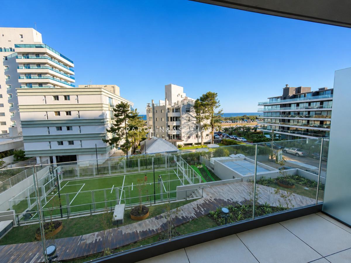 Foto de Apartamento de 2 dormitorios y 2 baños en Punta del este, imagen 3