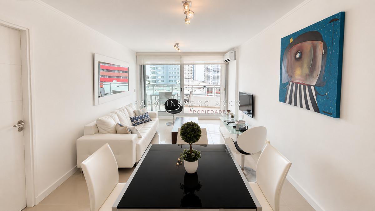 Foto de Apartamento 2 dormitorios en venta y alquiler Playa Mansa Punta del Este, imagen 2