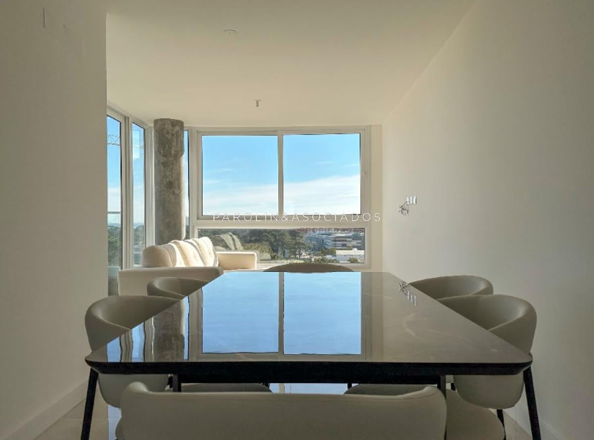 Foto de Departamento en Venta de 3 Dormitorios en edificio View ll, Punta del, imagen 1