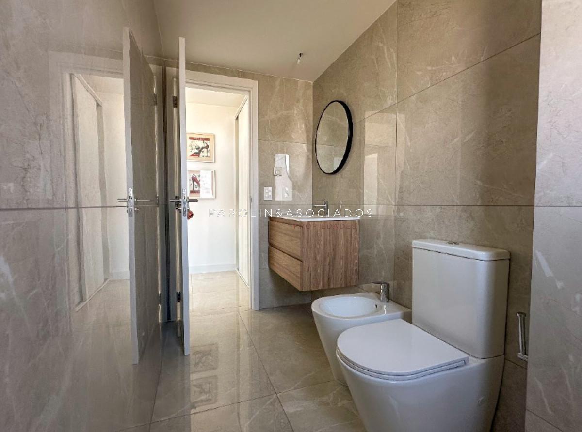 Foto de Departamento en Venta de 3 Dormitorios en edificio View ll, Punta del, imagen 5