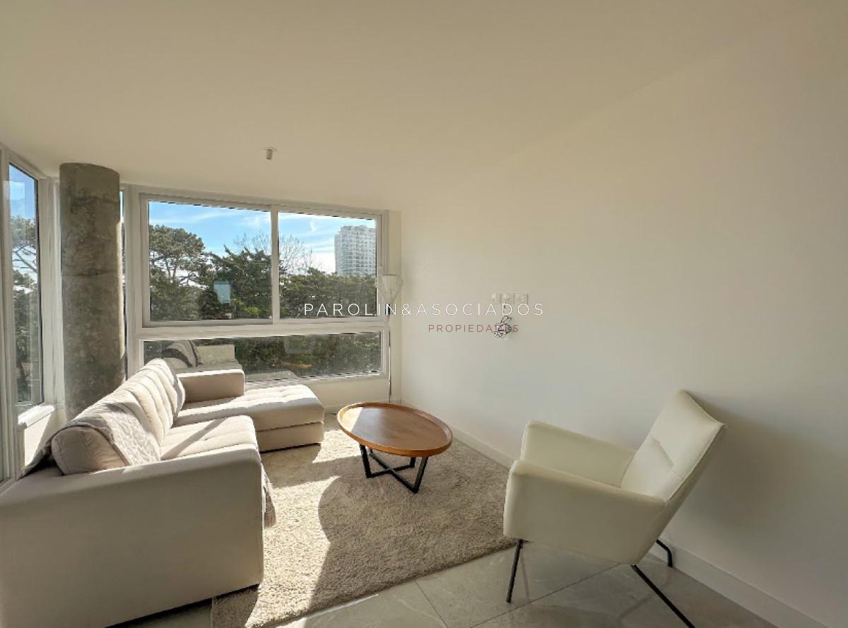 Foto de Departamento en Venta de 3 Dormitorios en edificio View ll, Punta del, imagen 2