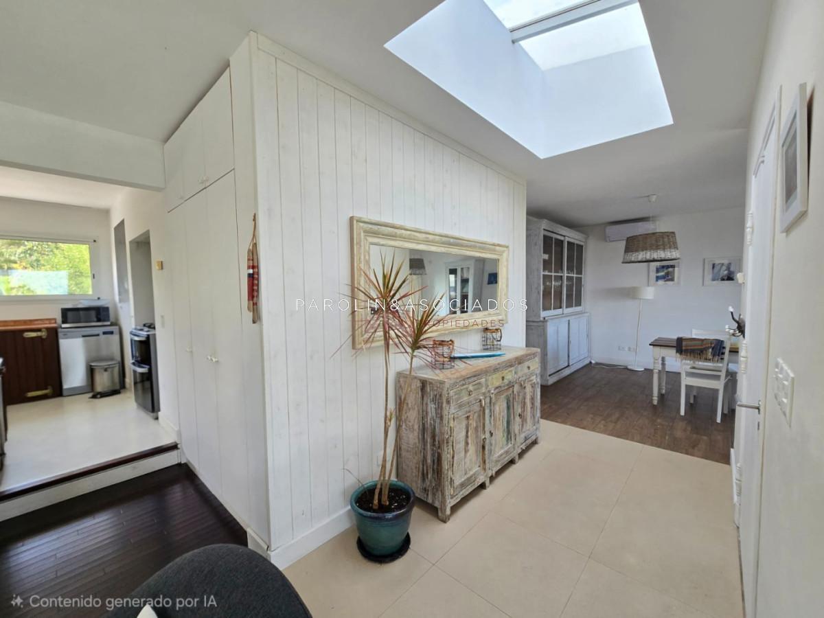 Foto de Hermosa Casa en Venta con Vista al Mar en Punta Ballena, imagen 2