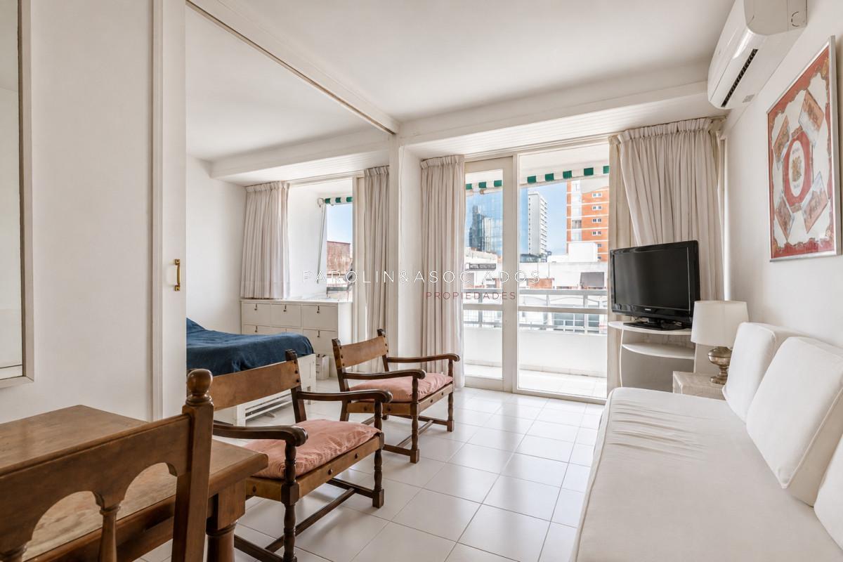 Foto de Venta departamento 1 dormitorio Península, Punta del Este, imagen 5