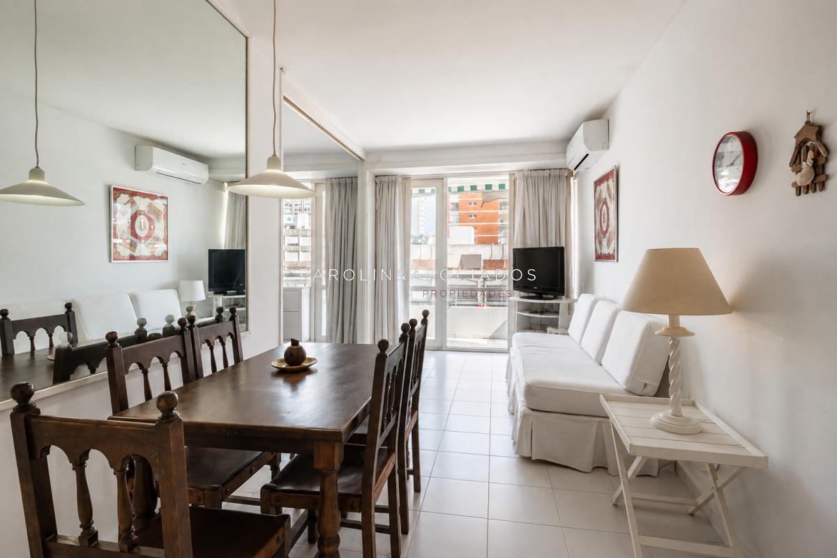 Foto de Venta departamento 1 dormitorio Península, Punta del Este, imagen 2