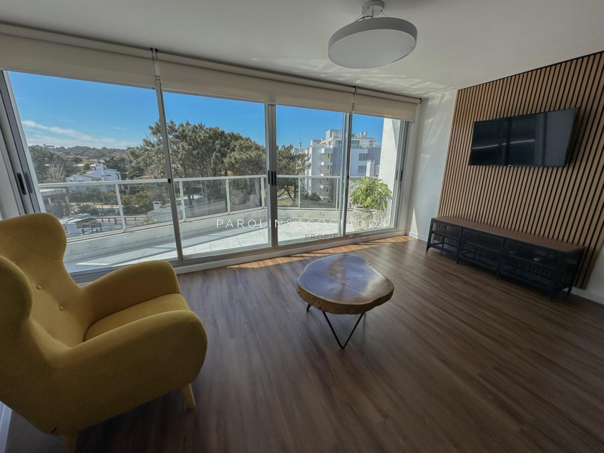 Foto de Exclusivo Pent-House en venta de 2 dormitorios en playa Mansa, Punta, imagen 4