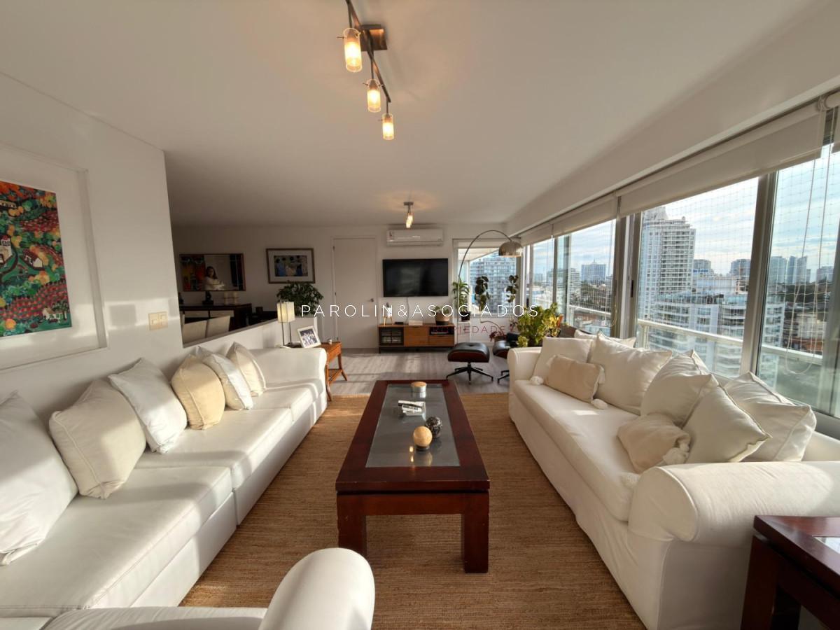 Foto de Venta apartamento 3 dormitorios mas dependencia de servicio, Playa, imagen 3