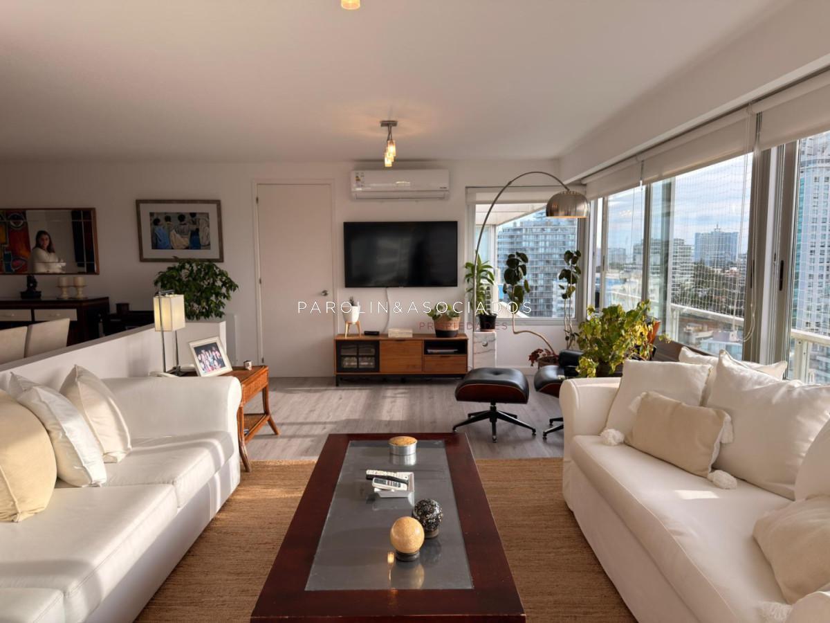 Foto de Venta apartamento 3 dormitorios mas dependencia de servicio, Playa, imagen 5