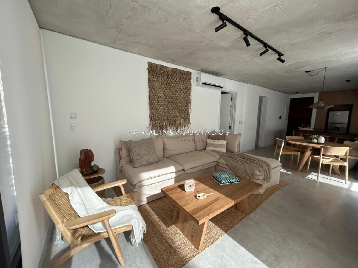Foto de Departamento en Venta de 2 dormitorios en La Juanita, Punta del Este, imagen 2