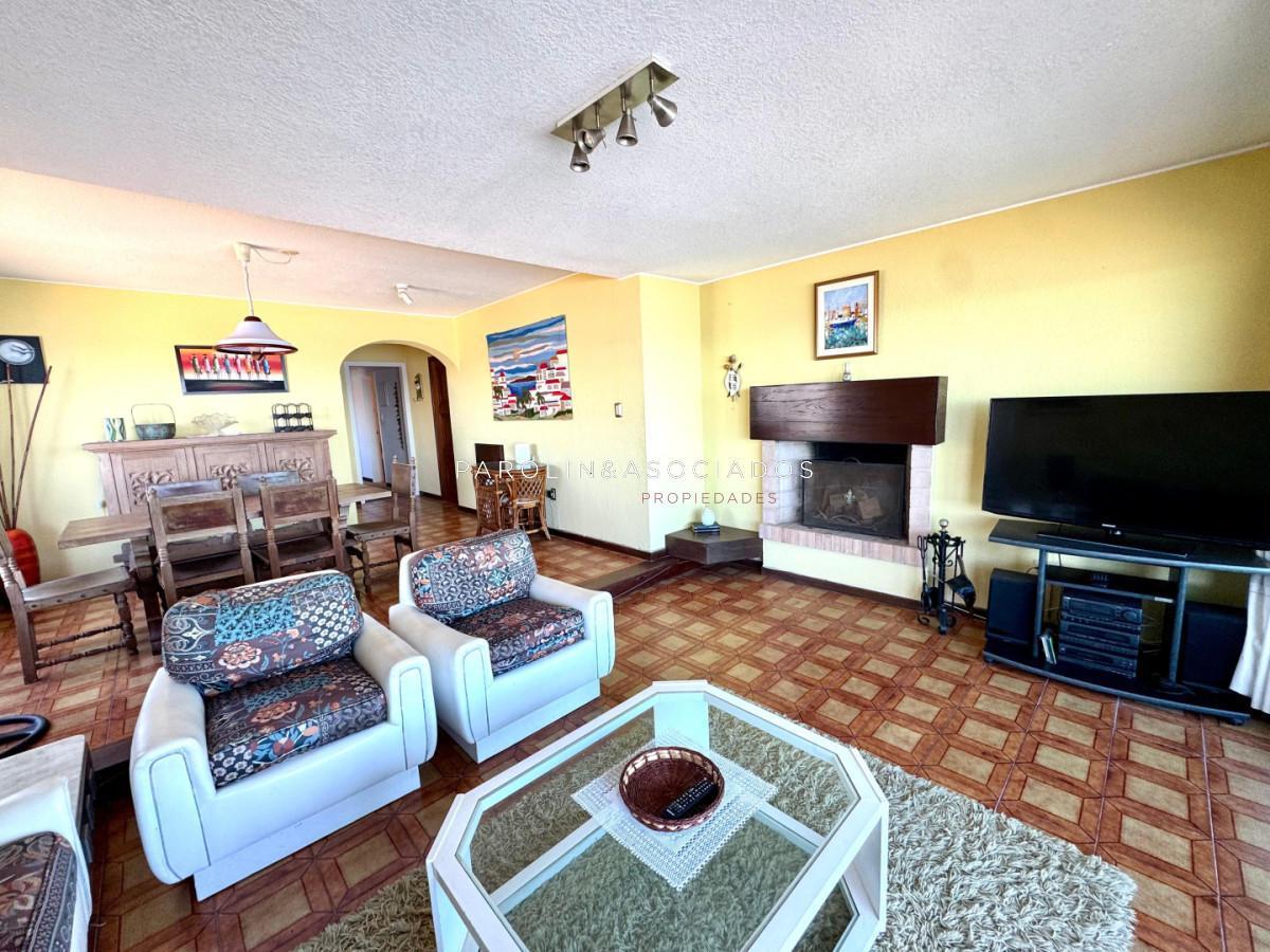 Foto de Excelente apatamento en venta en playa emir, imagen 5