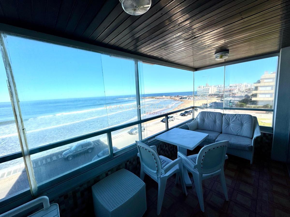 Foto de Excelente apatamento en venta en playa emir, imagen 2