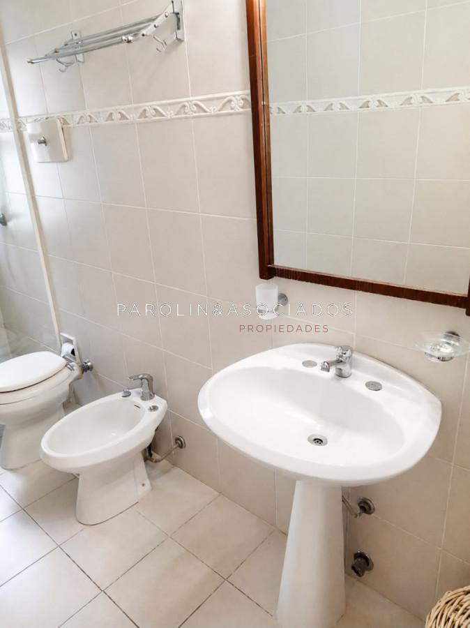 Foto de Departamento frente al mar de 3 dormitorios en venta, imagen 2