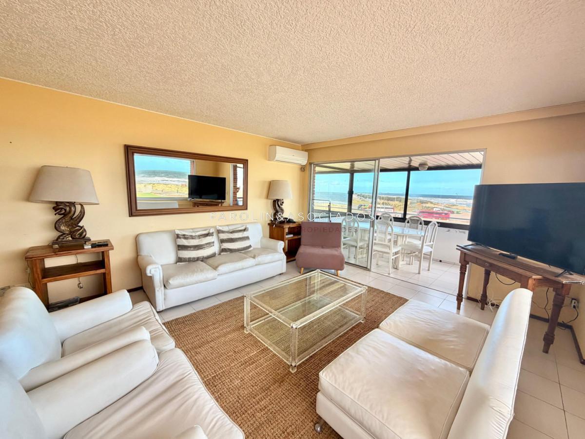 Foto de Apartamento de 3 dormitorios en primera linea, imagen 1