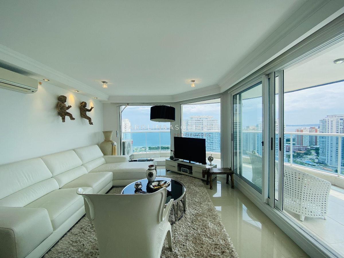 Foto de Departamento en venta en Casino Tower, Oportunidad en Punta del Este, imagen 1