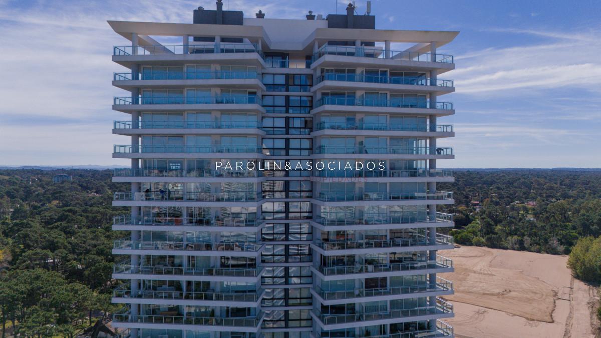 Foto de Departamento en venta en Torre One I, Oportunidad en Punta del Este, imagen 2