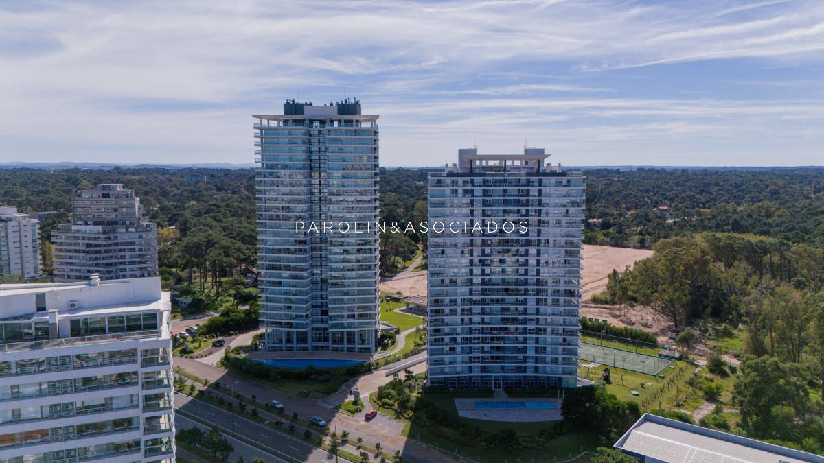 Foto de Departamento en venta en Torre One I, Oportunidad en Punta del Este, imagen 1