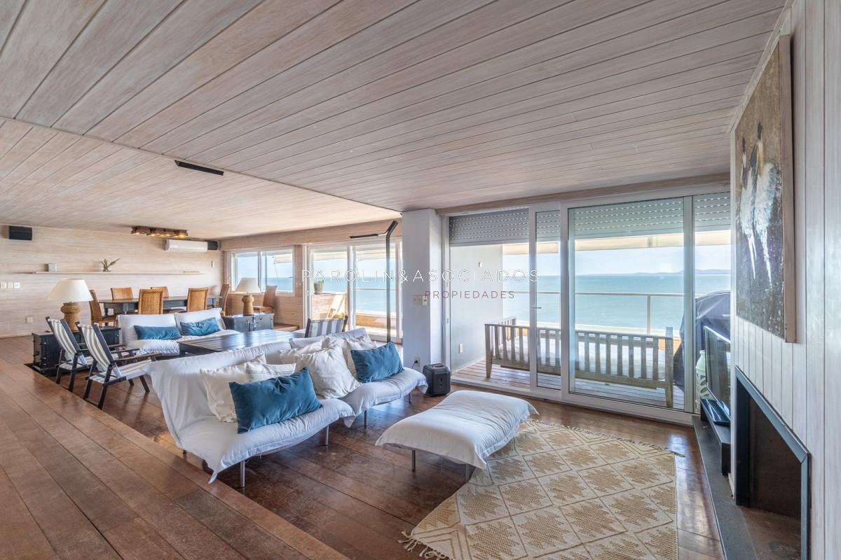 Foto de Departamento en venta en Acantilados, Oportunidad en Punta del Este, imagen 1