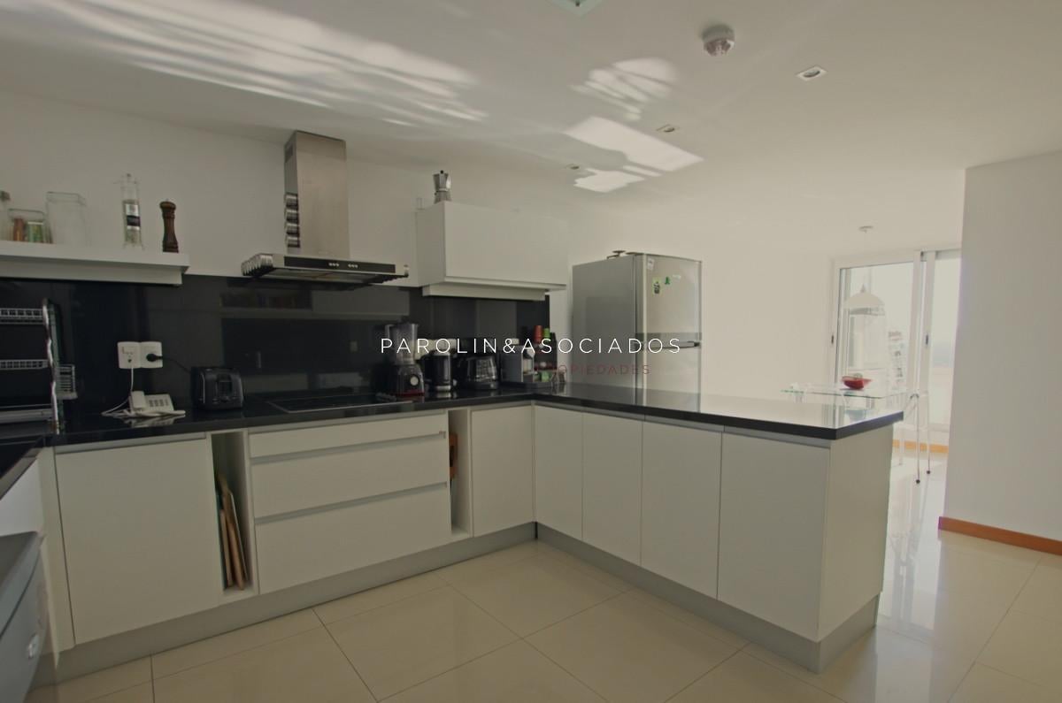 Foto de Departamento en venta en Tiburón III, Oportunidad en Punta del Este, imagen 2