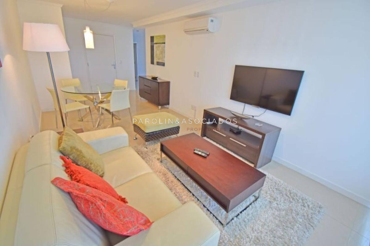 Foto de Departamento en venta en Casino Tower, Oportunidad en Punta del Este, imagen 1