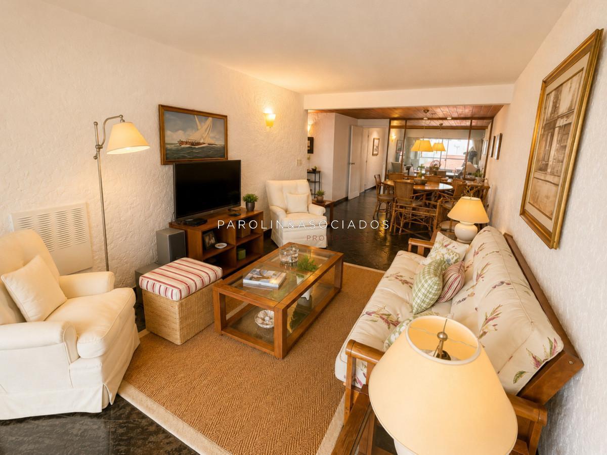 Foto de Departamento en venta en La Caleta, Oportunidad en Punta del Este, imagen 4