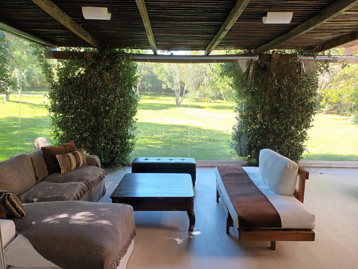 Foto de Casa en venta de 4 dormitorios en suite, imagen 1