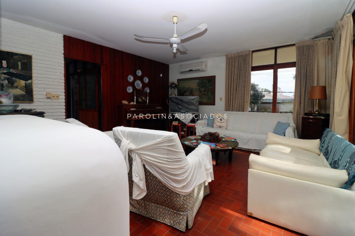 Foto de Linda Casa de 3 Dormitorios en Pda. 16 de Playa Mansa, imagen 4
