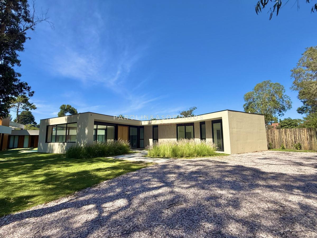 Foto de CASA EN VENTA ZONA LUGANO, imagen 3