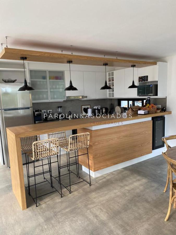 Foto de Casa de 4 dormitorios en venta Manantiales, imagen 5