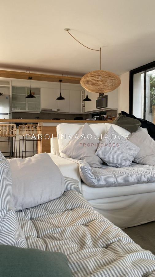 Foto de Casa de 4 dormitorios en venta Manantiales, imagen 4