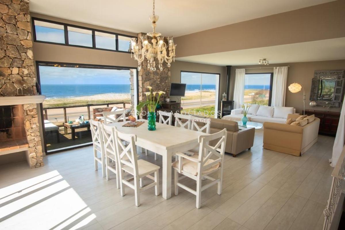 Foto de Casa en venta 4 dormitorios con vista al mar, imagen 1