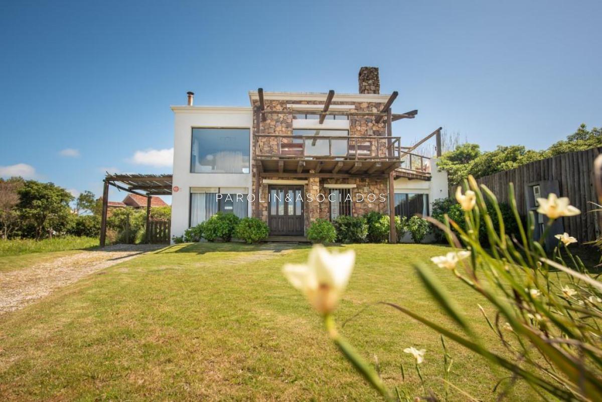 Foto de Casa en venta 4 dormitorios con vista al mar, imagen 3