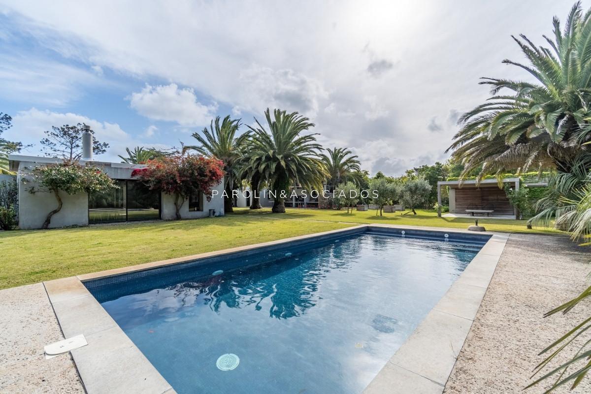 Foto de Casa en Venta en Solanas 5 dormitorios, imagen 1