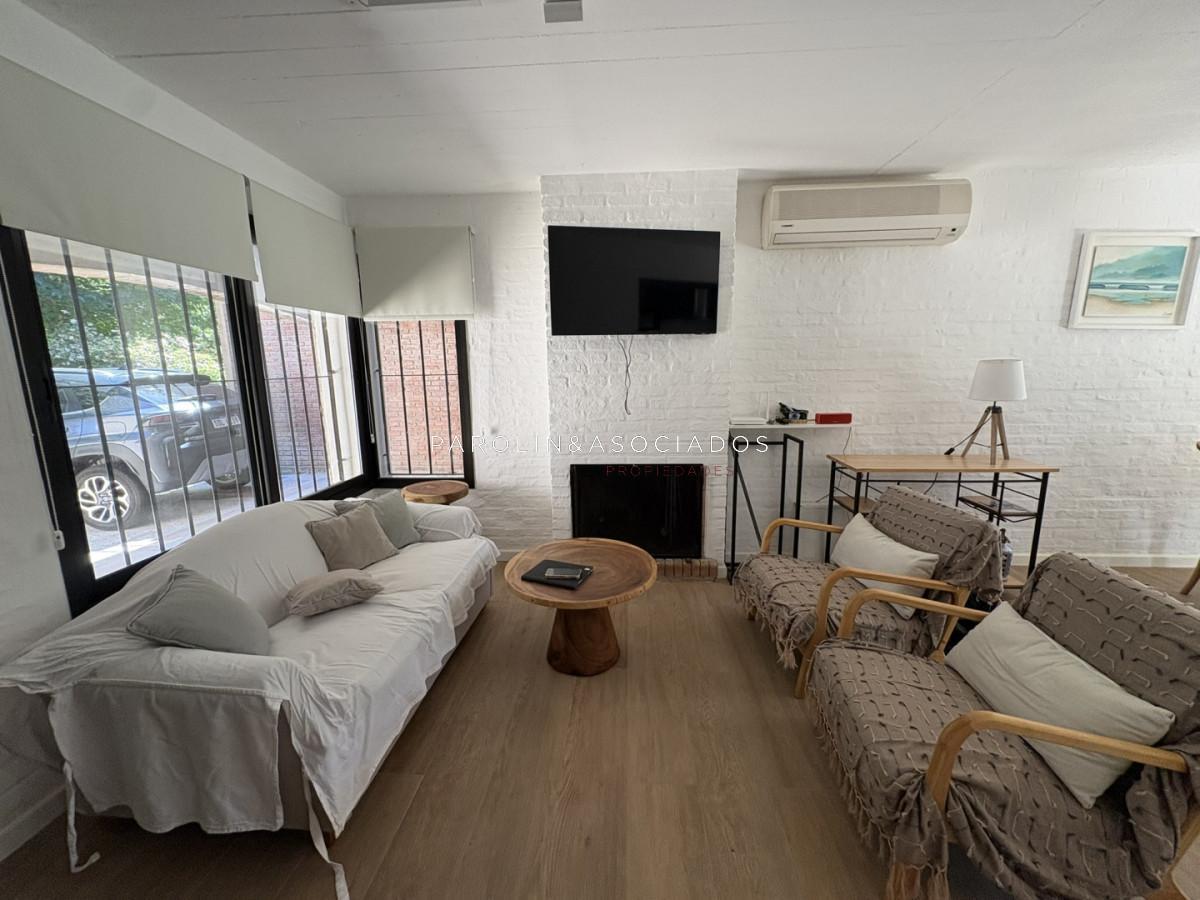 Foto de Venta de casa con 3 dormitorios, barbacoa y piscina climatizada en, imagen 2