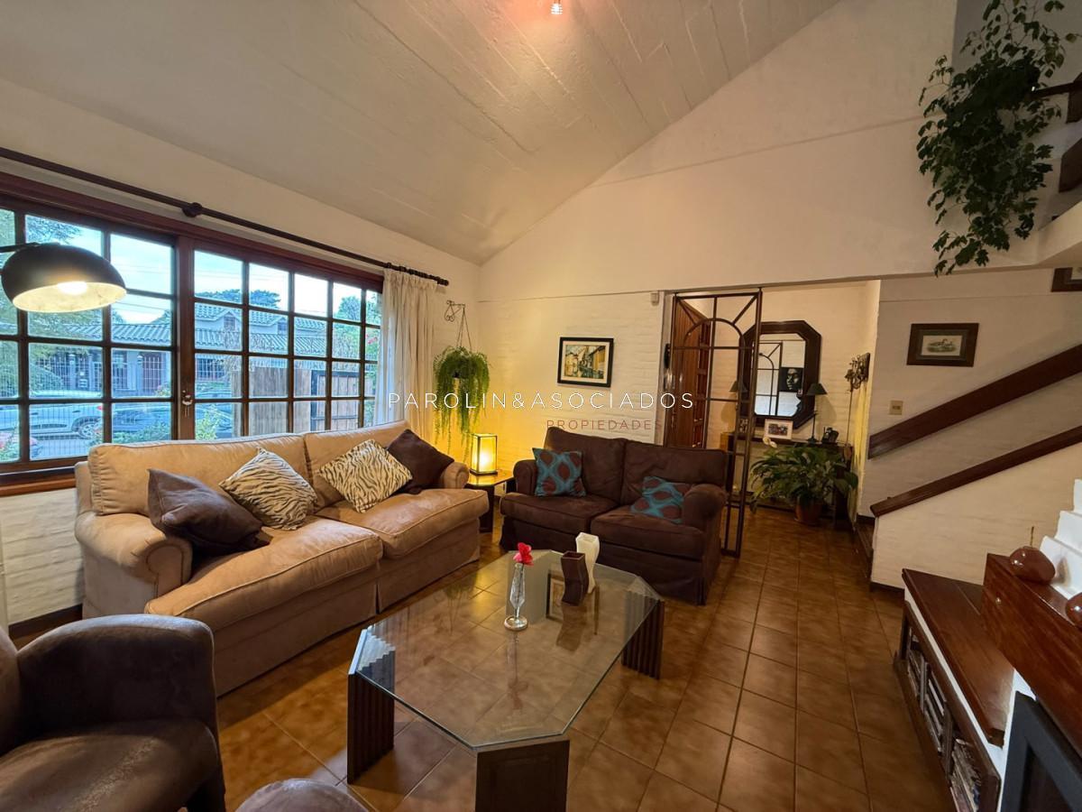 Foto de Venta Casa 3 dormitorios en Barrio Mónaco, Maldonado., imagen 2