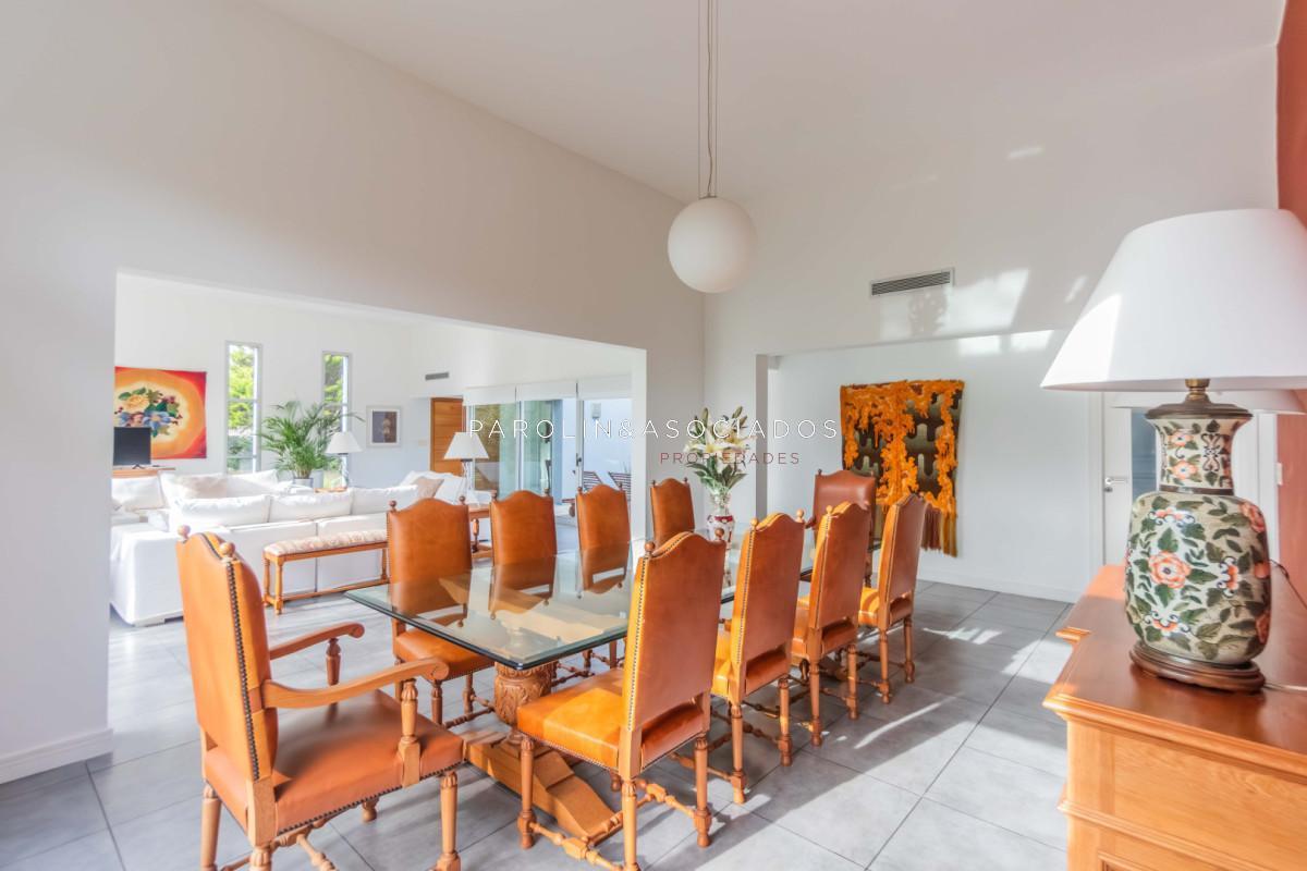 Foto de Excelente casa a la venta en la Arbolada, imagen 1
