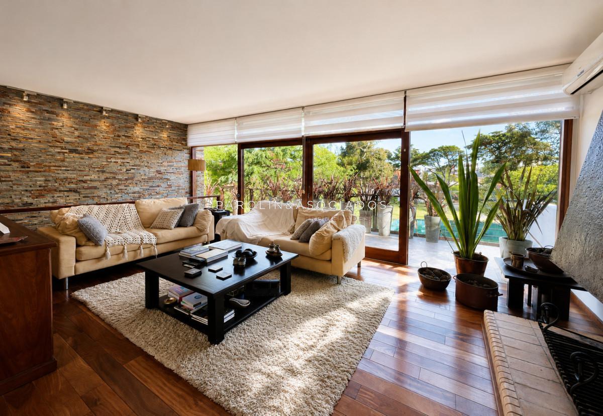 Foto de Venta Casa en Playa Mansa, 4 dormitorios, 4 baños, Piscina climatizada, imagen 3