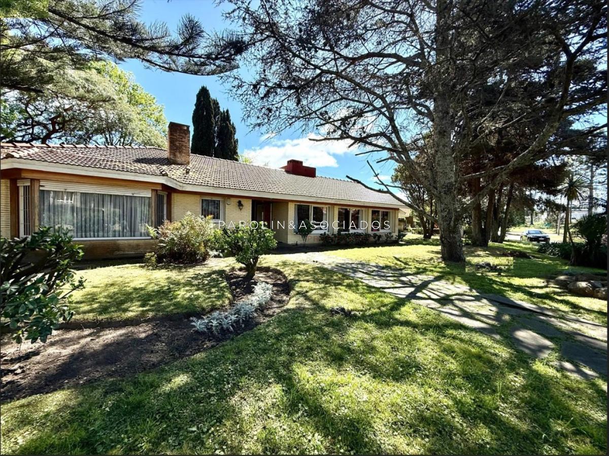 Foto de Venta casa 4 dormitorios y dependencia de servicio, imagen 5