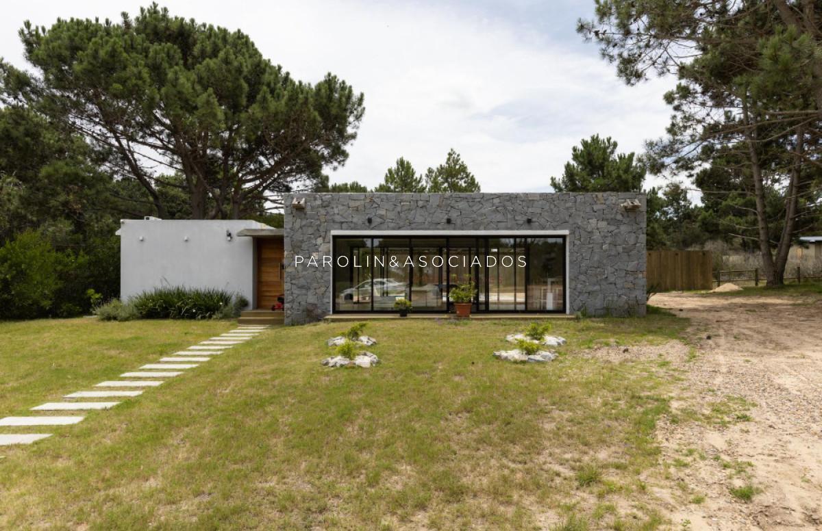 Foto de Casa en Venta en Arenas de Jose Ignacio, imagen 1