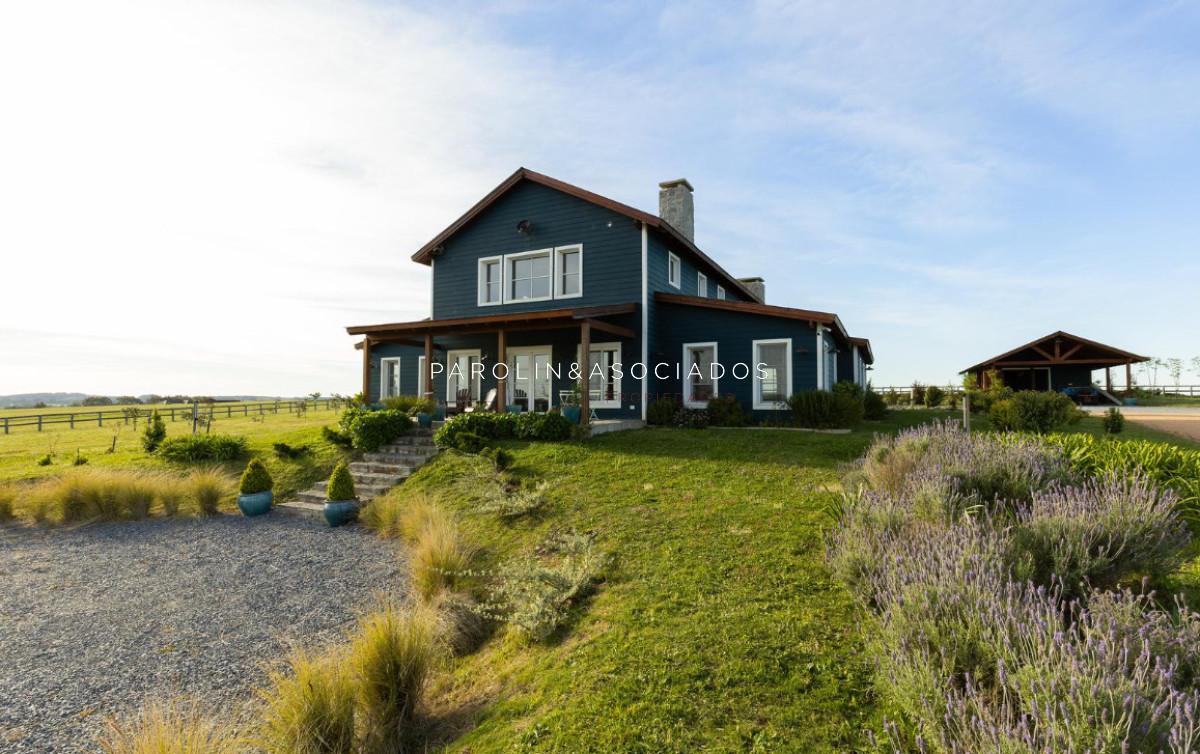 Foto de Casa en Venta de 3 Dormitorios + Dependencia en Narbona Plantaciones, imagen 1