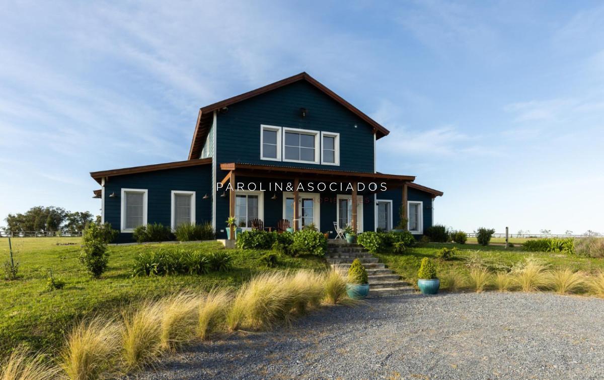 Foto de Casa en Venta de 3 Dormitorios + Dependencia en Narbona Plantaciones, imagen 2