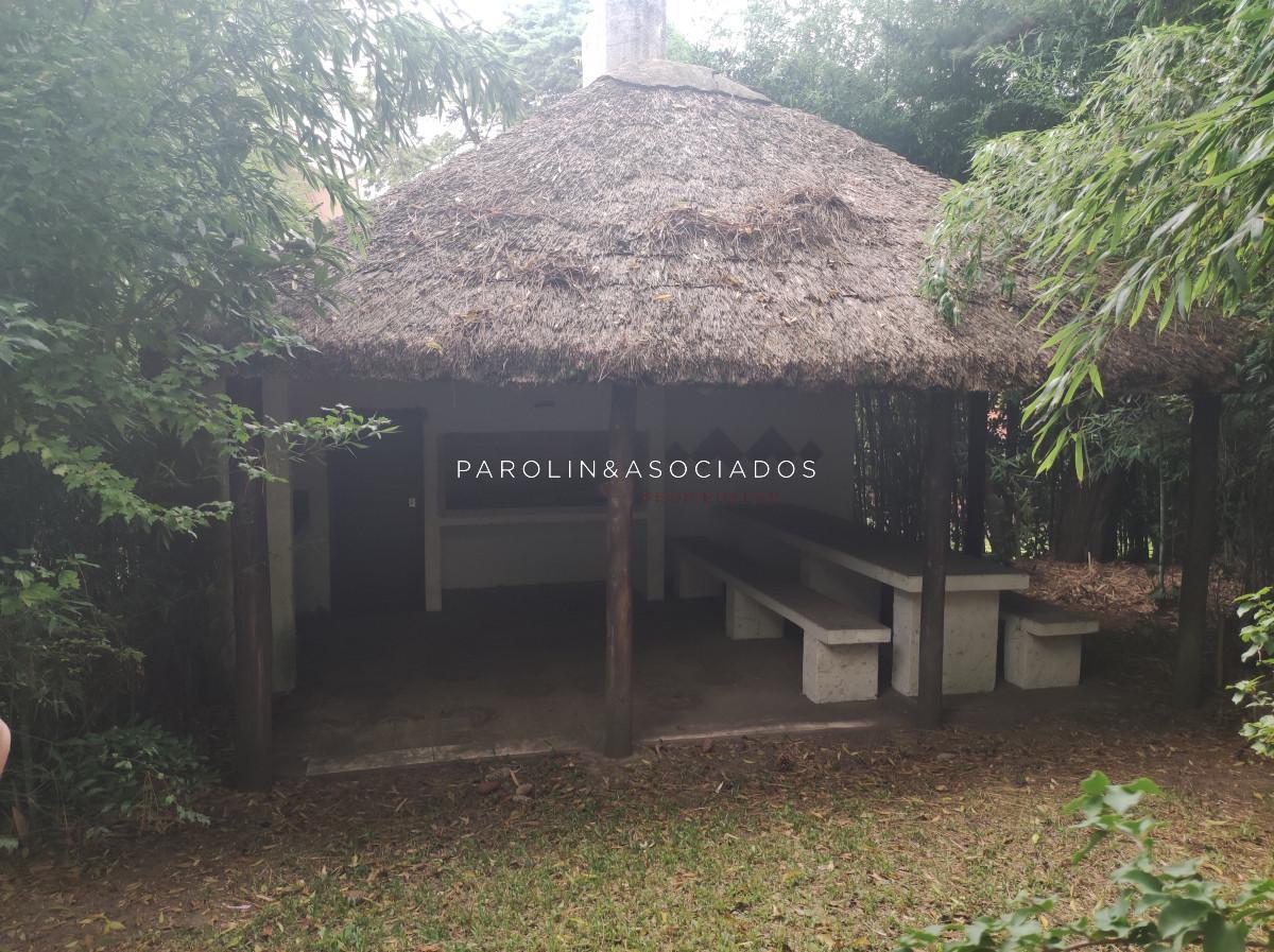 Foto de Chalet en venta en Av. del Mar - Barrio Lugano, imagen 5