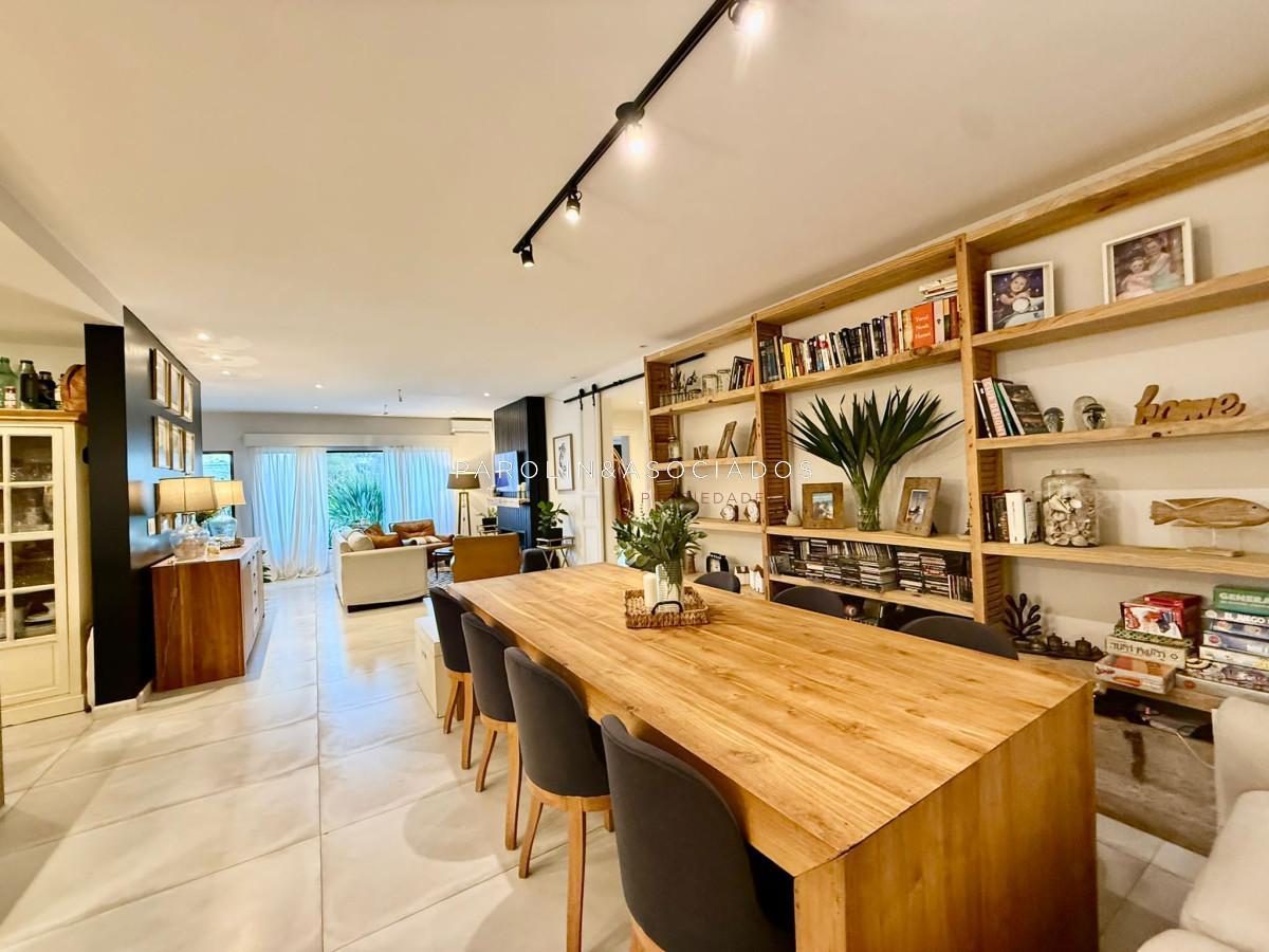 Foto de Casa moderna en Barrio Privado, 4 dormitorios, piscina climatizada, imagen 5