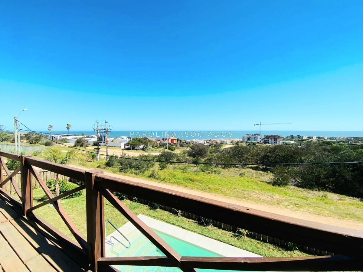 Foto de Casa de cuatro dormitorios barbacoa y piscina en Venta, imagen 2